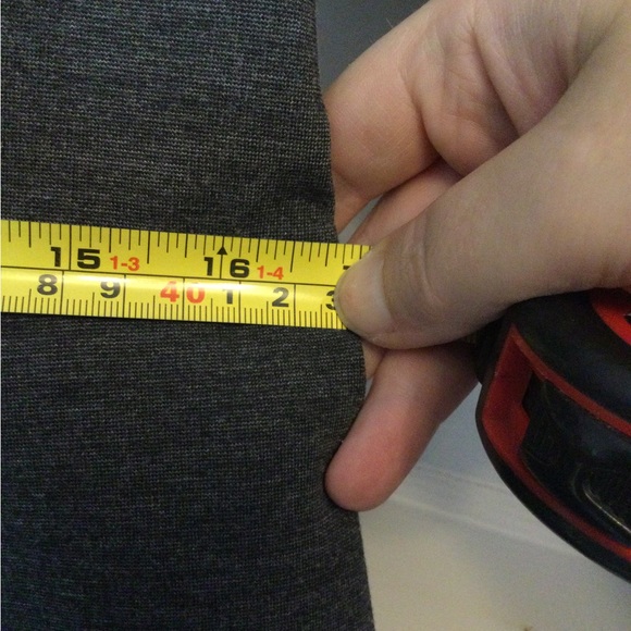 Grey Banana Republic ponte knit dress with early 1960s vibe - Picture 5 of 6